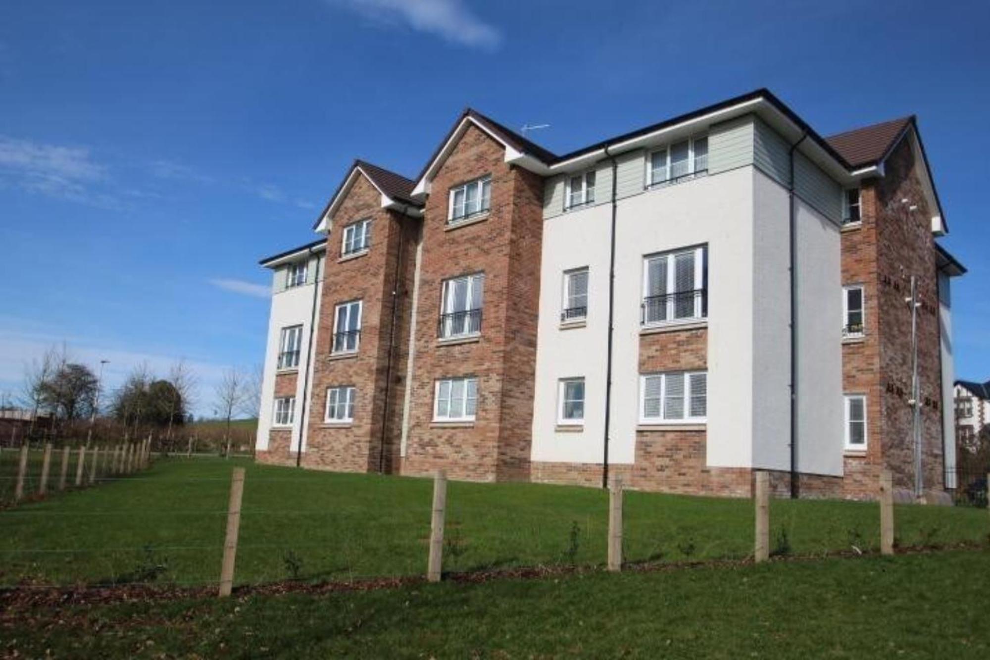 2 Bedroom Luxury Flat In Quiet Village Of Bishopton Бишоптон Экстерьер фото